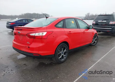 2014 Ford Focus Se z USA, uszkodzony, nr VIN 1FADP3F24EL235374